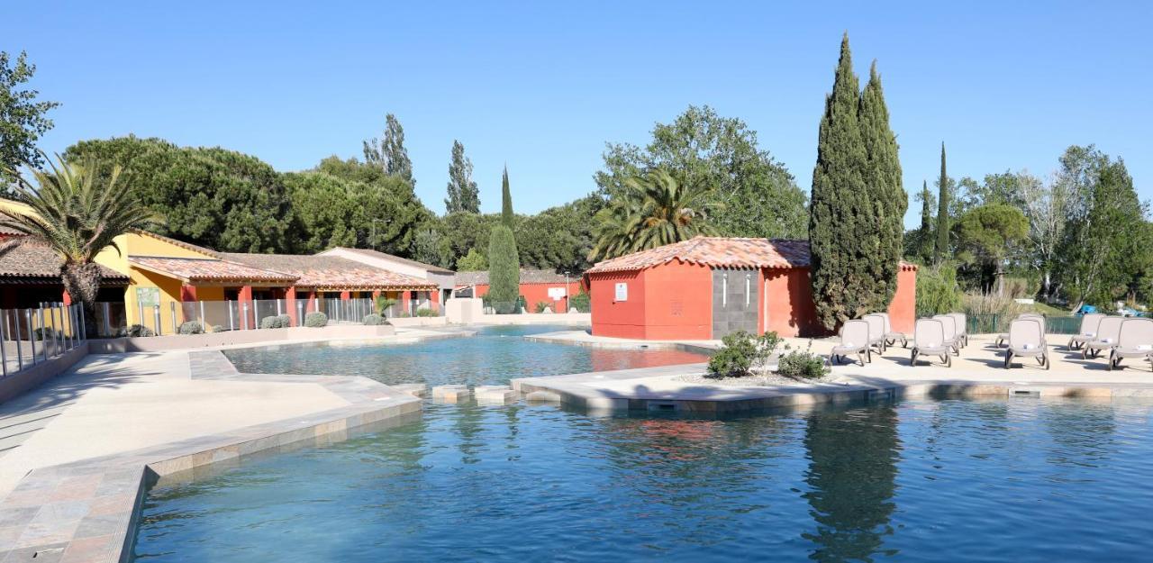 Sowell Residences Les Hameaux De Camargue アルル エクステリア 写真