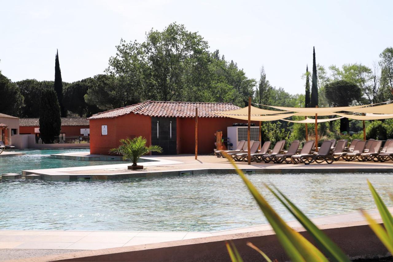 Sowell Residences Les Hameaux De Camargue アルル エクステリア 写真
